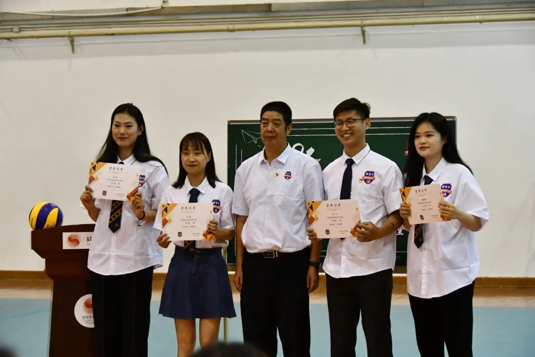 3ffe37dea7a04611a00a3535fb6cbc0b.jpg 640.webp (12).jpg